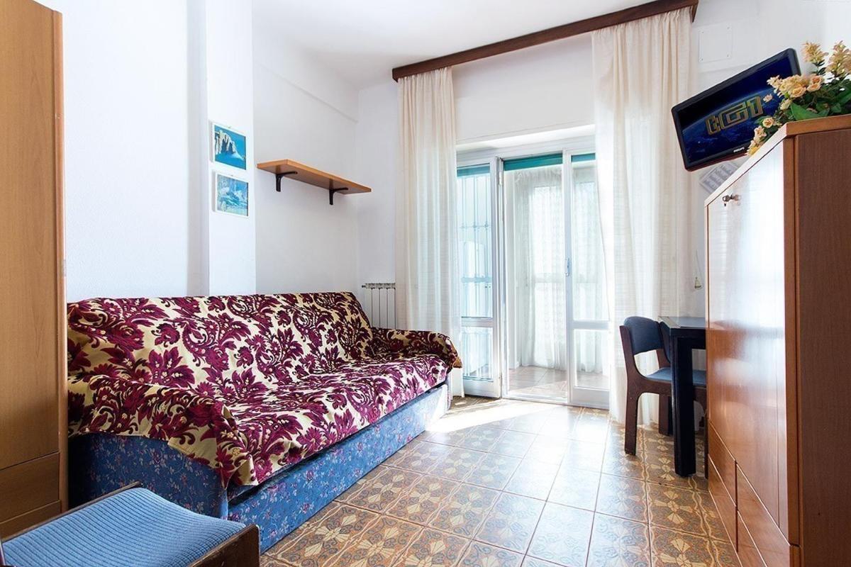 Casavacanze Internazionale Diano Marina Exterior foto