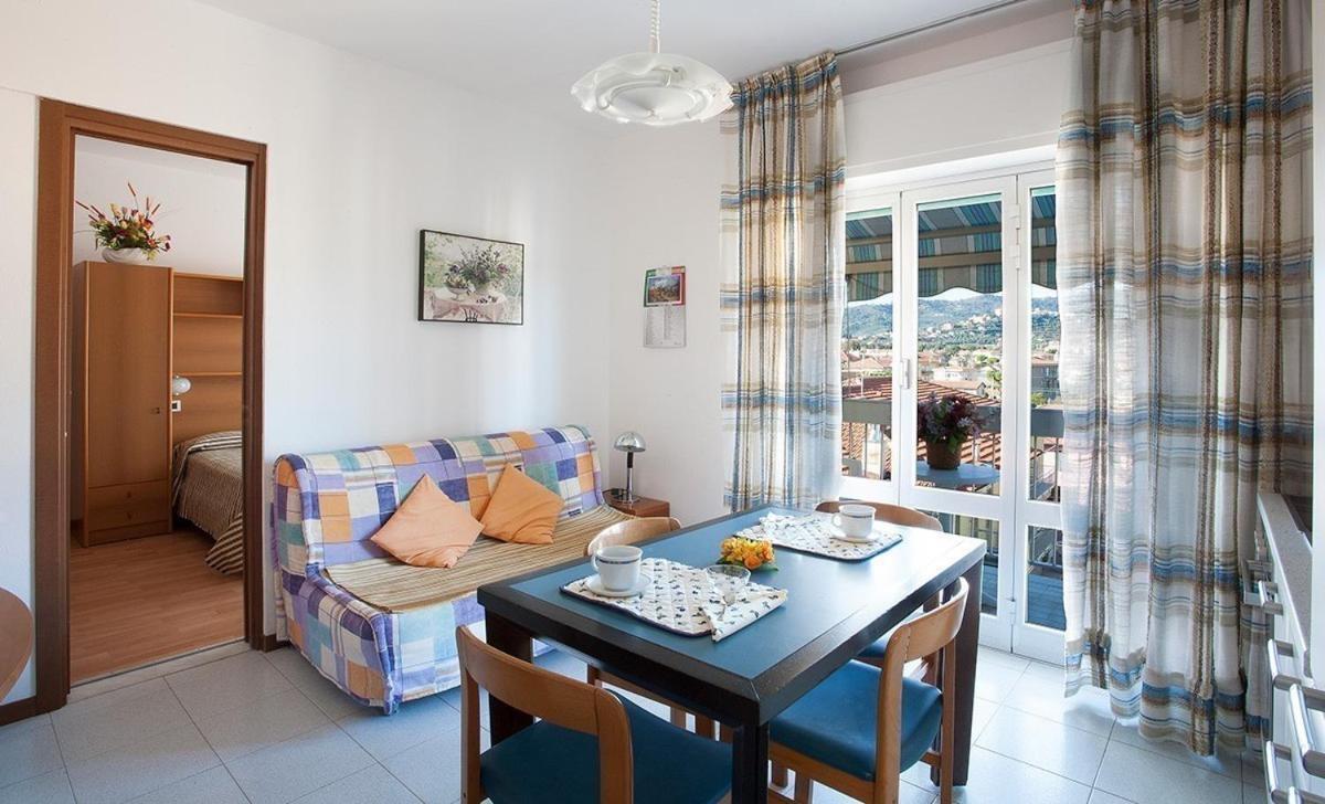 Casavacanze Internazionale Diano Marina Exterior foto
