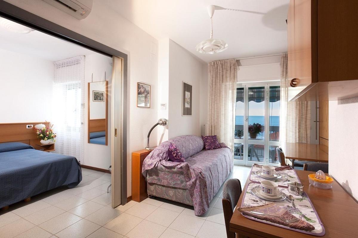 Casavacanze Internazionale Diano Marina Exterior foto
